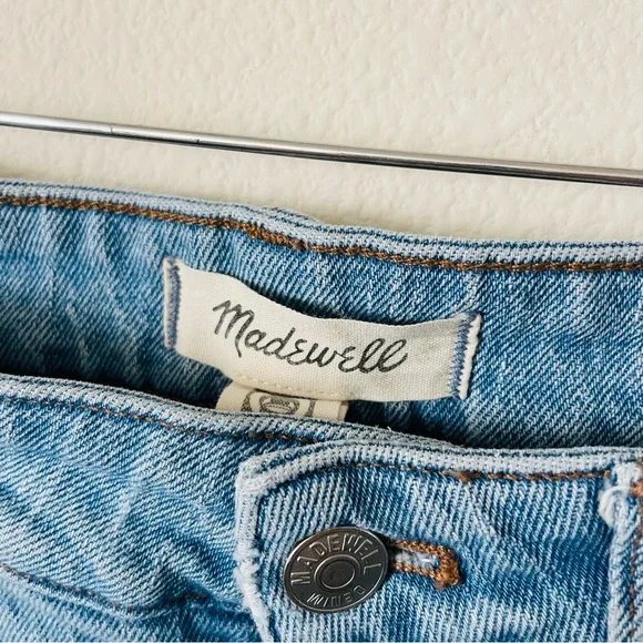 Madewell SIZE 29 The Curvy Perfect Vintage wide leg crop jeans in light wash - Picture 4 of 8